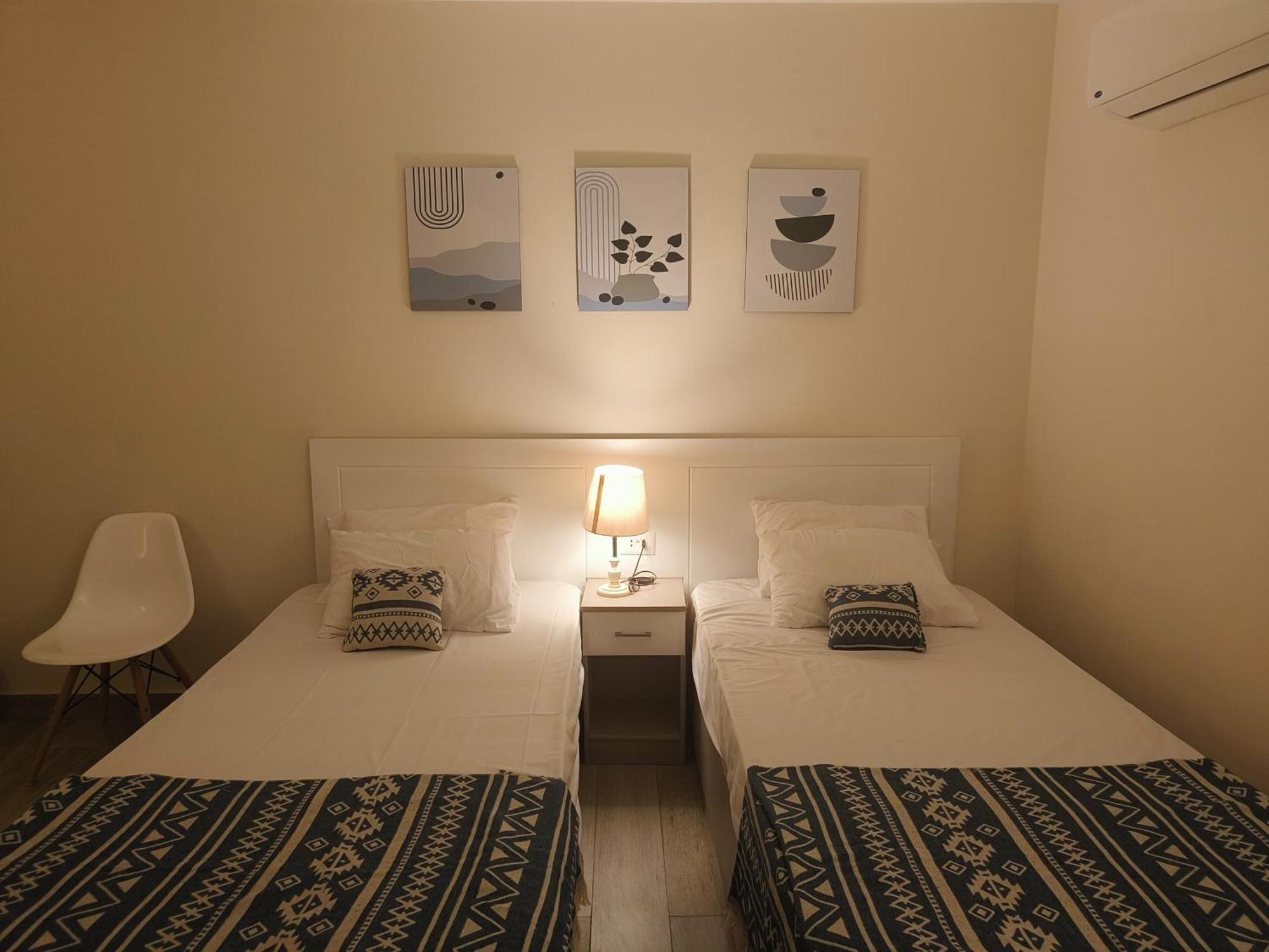 Maria Pyramids House Hotel Kafrat al Jabal Exterior photo
